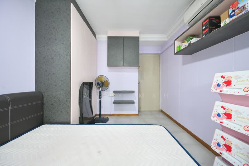 576 Woodlands Glen, 576 Woodlands Drive 16, 3 Bedrooms, 1,184 sqft, HDB Flat For Sale, by Larry Mah, 500216797 - Bedroom - PropertyGuru.com.sg