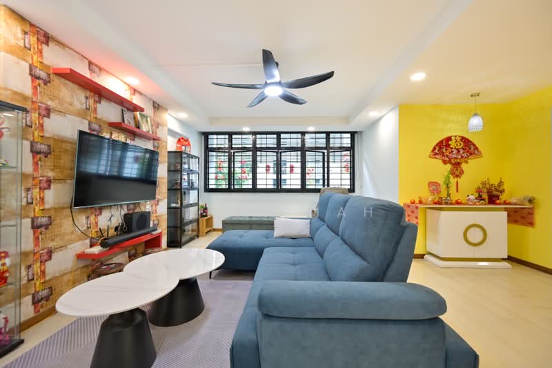 576 Woodlands Glen, 576 Woodlands Drive 16, 3 Bedrooms, 1,184 sqft, HDB Flat For Sale, by Larry Mah, 500216797 - Living Room - PropertyGuru.com.sg