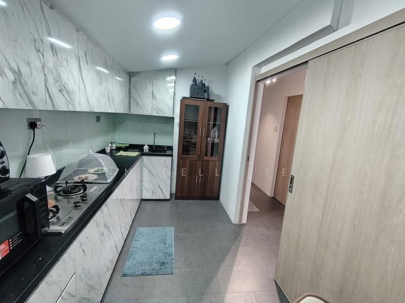 Move-in condition 3-storey corner terrace in prime D15!, East Coast / Marine Parade, 6 Bedrooms, 4,200 sqft, Corner Terrace For Sale, by Annabelle Tee, 500216801 - Kitchen - PropertyGuru.com.sg