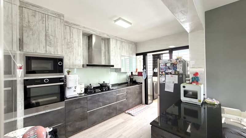 996A Buangkok Crescent, 996A Buangkok Crescent, 3 Bedrooms, 990 sqft, HDB Flat For Sale, by Shafie Syed, 500216802 - Kitchen - PropertyGuru.com.sg