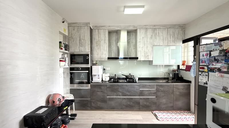 996A Buangkok Crescent, 996A Buangkok Crescent, 3 Bedrooms, 990 sqft, HDB Flat For Sale, by Shafie Syed, 500216802 - Kitchen - PropertyGuru.com.sg