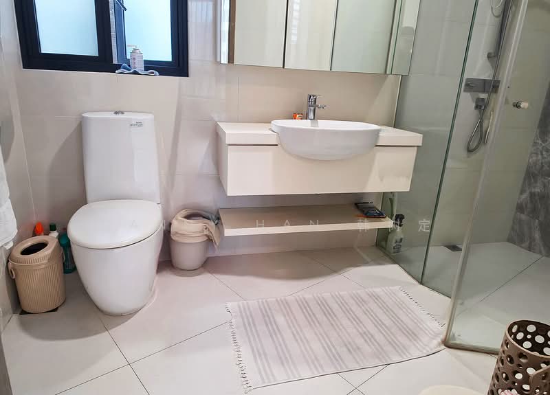 d'Leedon (Former Farrer Court), 13 Leedon Heights, 1 Bedroom, 818 sqft, Condominium For Sale, by Danny Han 韩树定, 500216809 - Bathroom - PropertyGuru.com.sg