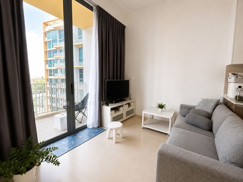 The Glades, 10 Bedok Rise, 1 Bedroom, 474 sqft, Condominium For Sale, by Rodney Tan, 500216814 - Living Room - PropertyGuru.com.sg