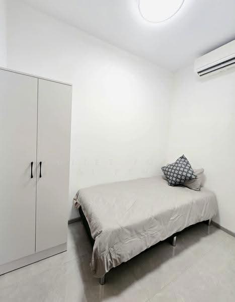 Sky Eden @ Bedok, 1 Bedok Central, Bedok / Upper East Coast, Room Rental, 80 sqft, Condominium For Rent, by Juliet Fong Lai Peng, 500216817 - Bedroom - PropertyGuru.com.sg
