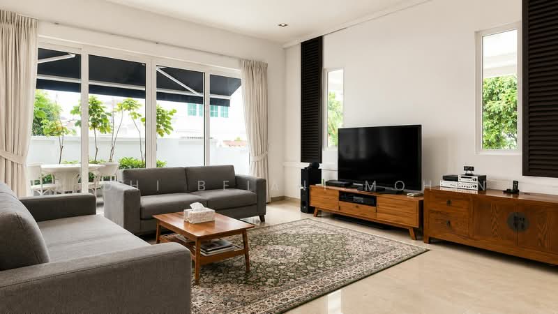 Detached with Wide Frontage of 13m; 1km to MGS; Renovated 2021, Holland Green, Jalan Lim Tai See, Holland Grove View, Bukit Timah, Holland Road, 5 Bedrooms, 4,318 sqft, Detached House For Sale, by Nidhi Belani Mohan, 500216819 - Living Room - PropertyGuru.com.sg