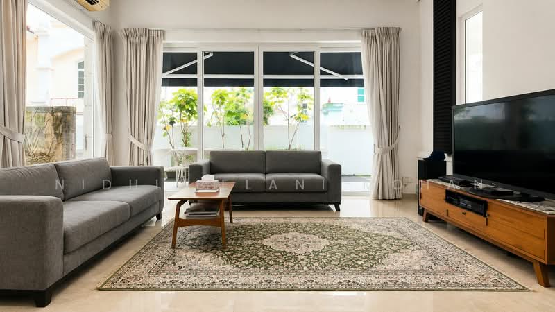 Detached with Wide Frontage of 13m; 1km to MGS; Renovated 2021, Holland Green, Jalan Lim Tai See, Holland Grove View, Bukit Timah, Holland Road, 5 Bedrooms, 4,318 sqft, Detached House For Sale, by Nidhi Belani Mohan, 500216819 - Living Room - PropertyGuru.com.sg