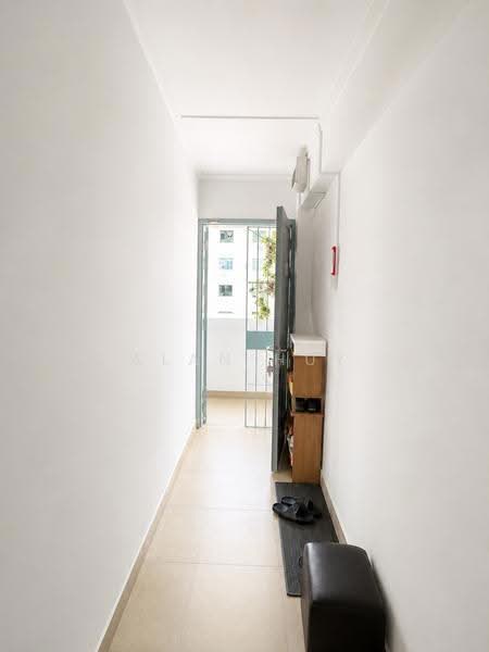 51 Circuit Road, 51 Circuit Road, Macpherson / Potong Pasir, 1 Bedroom, 452 sqft, HDB Flat For Rent, by Alan Huy, 500216820 - Entrance - PropertyGuru.com.sg