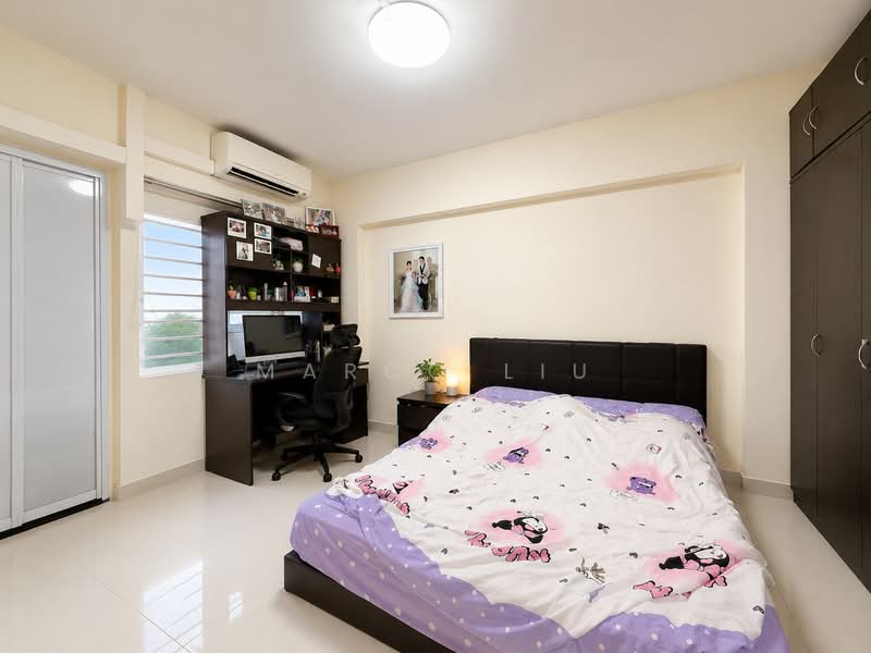 511 Jurong West Street 52, 511 Jurong West Street 52, 2 Bedrooms, 796 sqft, HDB Flat For Sale, by Marco Liu, 500216824 - Bedroom - PropertyGuru.com.sg