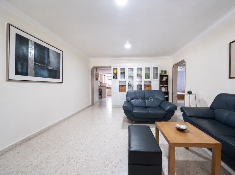 640 Ang Mo Kio Avenue 6, 640 Ang Mo Kio Avenue 6, 3 Bedrooms, 980 sqft, HDB Flat For Sale, by Jake Ong, 500216828 - Living Room - PropertyGuru.com.sg