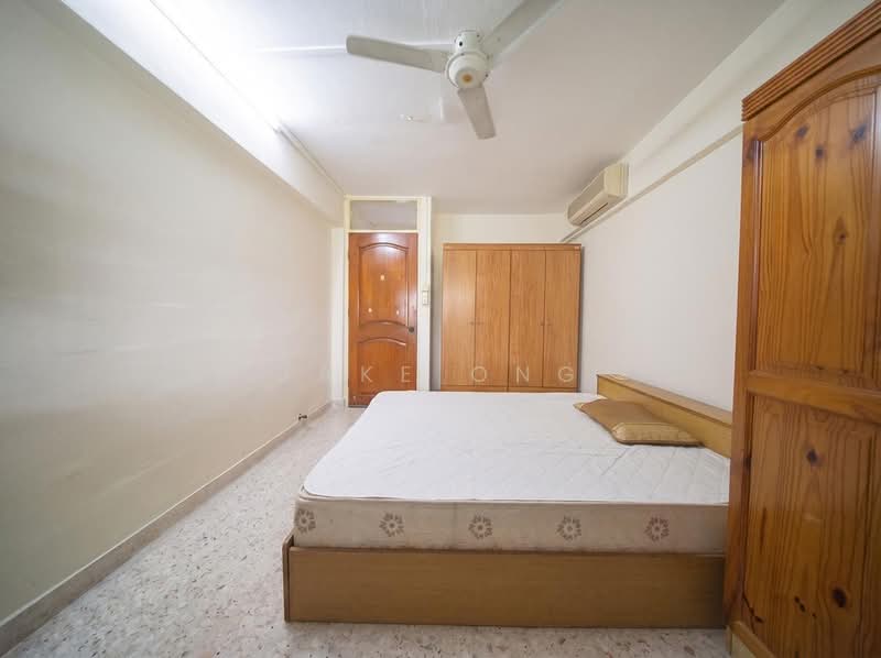 640 Ang Mo Kio Avenue 6, 640 Ang Mo Kio Avenue 6, 3 Bedrooms, 980 sqft, HDB Flat For Sale, by Jake Ong, 500216828 - Bedroom - PropertyGuru.com.sg