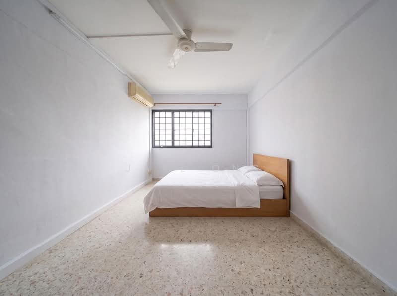 640 Ang Mo Kio Avenue 6, 640 Ang Mo Kio Avenue 6, 3 Bedrooms, 980 sqft, HDB Flat For Sale, by Jake Ong, 500216828 - Bedroom - PropertyGuru.com.sg