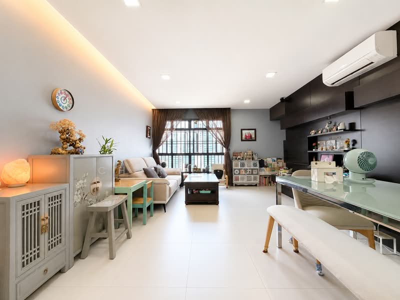 79B Toa Payoh Central, 79B Toa Payoh Central, 3 Bedrooms, 979 sqft, HDB Flat For Sale, by Charles Ong, 500216838 - Living Room - PropertyGuru.com.sg