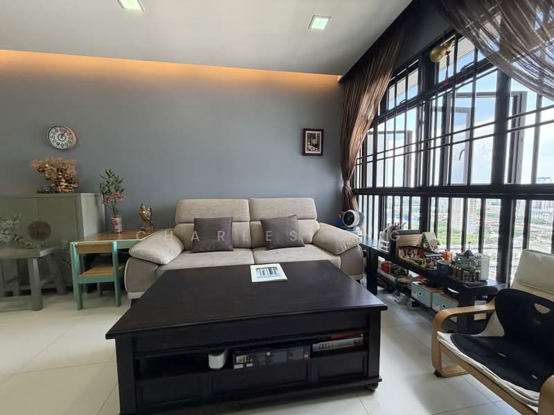 79B Toa Payoh Central, 79B Toa Payoh Central, 3 Bedrooms, 979 sqft, HDB Flat For Sale, by Charles Ong, 500216838 - Living Room - PropertyGuru.com.sg