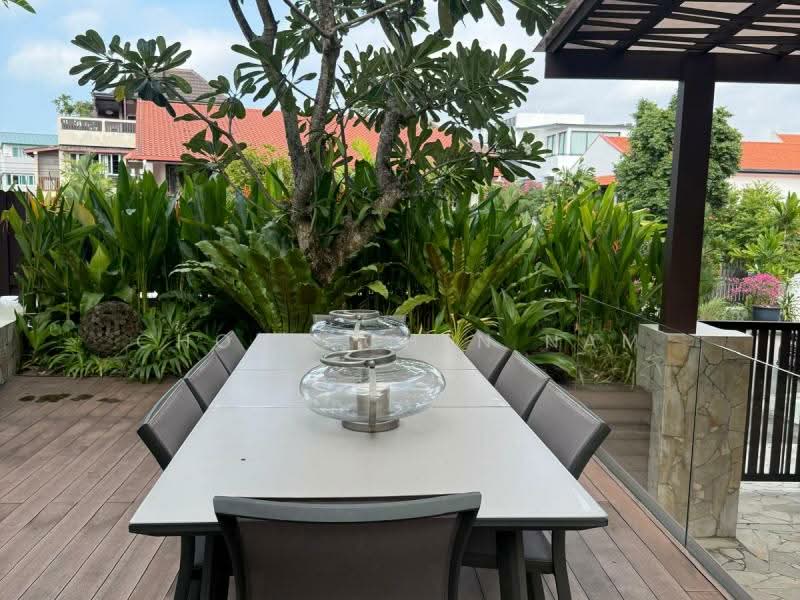 CONTEMPORARY BALINESE FRANKEL BUNGALOW. NEAR MRT. WIDE FRONTAGE, FRANKEL BUNGALOW ZONE, SIGLAP AVE, SIGLAP PLAIN, FRANKEL DRIVE, 5 Bedrooms, 4,600 sqft, Detached House For Sale, by Chong Chen Nam, 500216842 - Exterior - PropertyGuru.com.sg