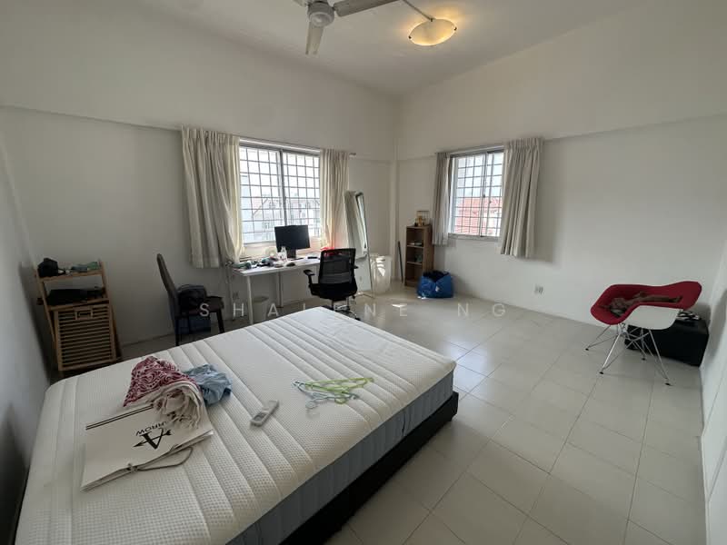 Pasir Panjang Court, 21 Pasir Panjang Close, 3 Bedrooms, 1,400 sqft, Apartment For Sale, by Shalene Ng, 500216844 - Bedroom - PropertyGuru.com.sg