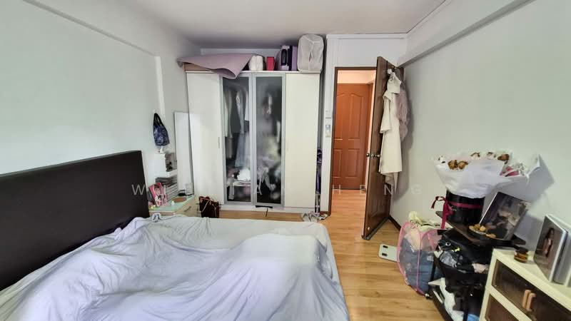 330 Serangoon Avenue 3, 330 Serangoon Avenue 3, 3 Bedrooms, 904 sqft, HDB Flat For Sale, by William Heng, 500216874 - Bedroom - PropertyGuru.com.sg