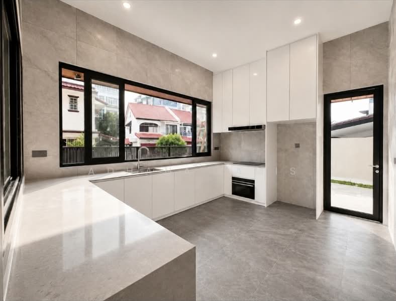 Telok Kurau Brand New Modern Semi-Detached with Lift, Telok Kurau/Joo Chiat/Koon Seng, Eunos / Geylang / Paya Lebar, 5 Bedrooms, 6,133 sqft, Semi-Detached House For Sale, by Adhana Kamis, 500216877 - Kitchen - PropertyGuru.com.sg