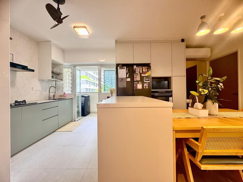 622A Tampines Avenue 12, 622A Tampines Avenue 12, 3 Bedrooms, 1,001 sqft, HDB Flat For Sale, by Farah Zack, 500216879 - Kitchen - PropertyGuru.com.sg