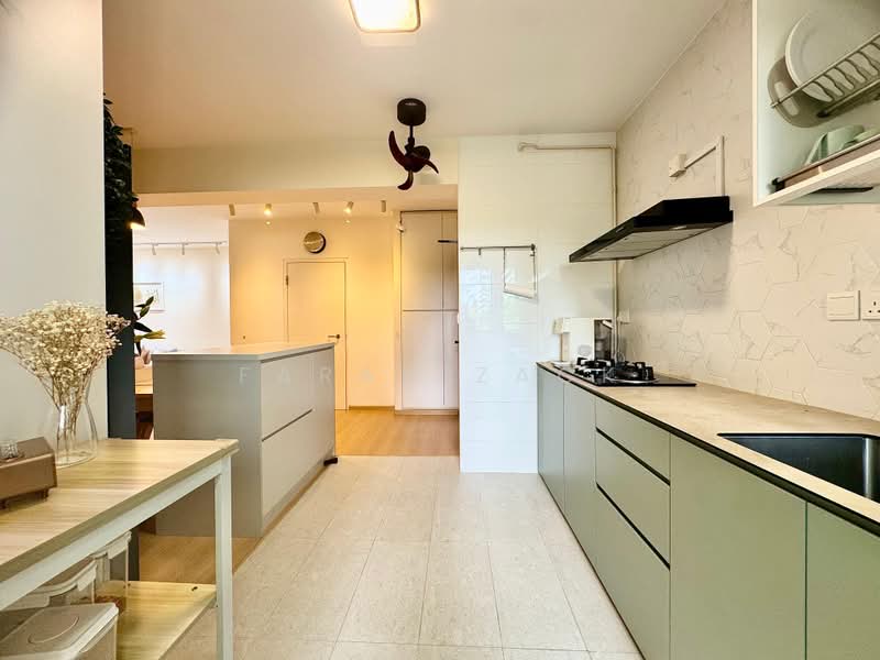 622A Tampines Avenue 12, 622A Tampines Avenue 12, 3 Bedrooms, 1,001 sqft, HDB Flat For Sale, by Farah Zack, 500216879 - Kitchen - PropertyGuru.com.sg