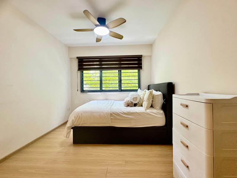 622A Tampines Avenue 12, 622A Tampines Avenue 12, 3 Bedrooms, 1,001 sqft, HDB Flat For Sale, by Farah Zack, 500216879 - Bedroom - PropertyGuru.com.sg