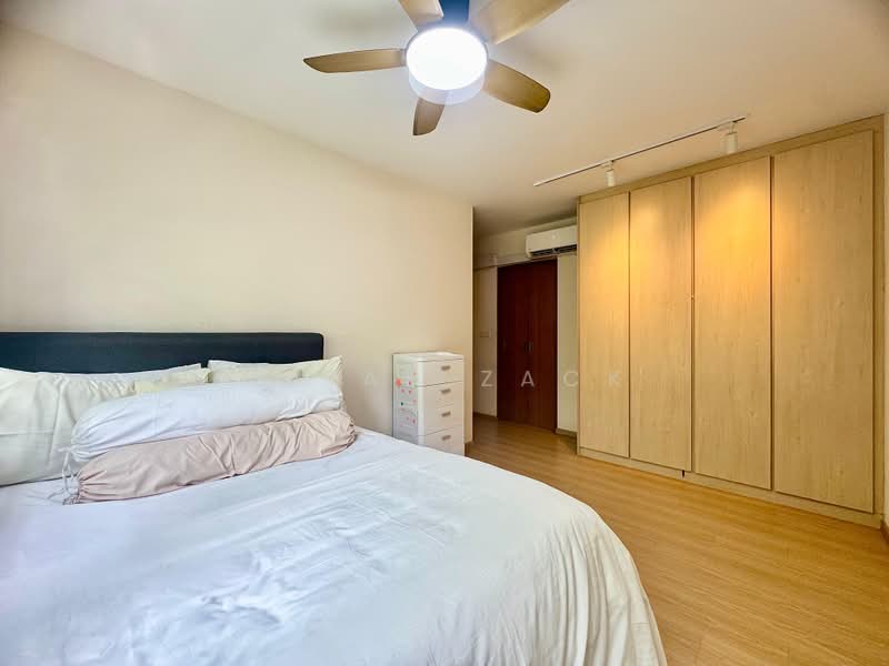 622A Tampines Avenue 12, 622A Tampines Avenue 12, 3 Bedrooms, 1,001 sqft, HDB Flat For Sale, by Farah Zack, 500216879 - Bedroom - PropertyGuru.com.sg