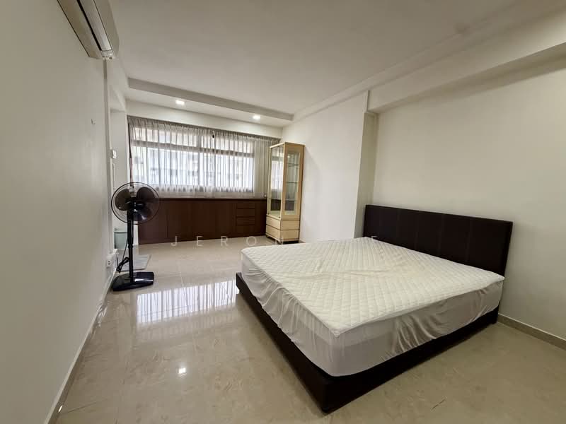 912 Hougang Street 91, 912 Hougang Street 91, 3 Bedrooms, 1,292 sqft, HDB Flat For Sale, by Jeron Lee, 500216884 - Bedroom - PropertyGuru.com.sg