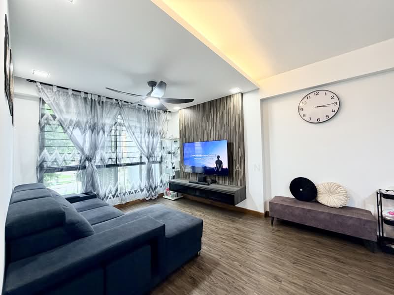 334A Anchorvale Crescent, 334A Anchorvale Crescent, 3 Bedrooms, 990 sqft, HDB Flat For Sale, by Emmy Wan, 500216896 - Living Room - PropertyGuru.com.sg