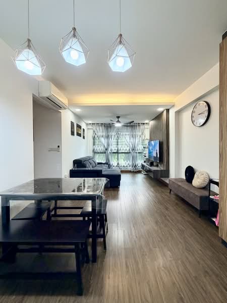 334A Anchorvale Crescent, 334A Anchorvale Crescent, 3 Bedrooms, 990 sqft, HDB Flat For Sale, by Emmy Wan, 500216896 - Living Room - PropertyGuru.com.sg