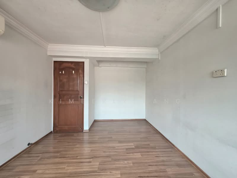 36 Teban Gardens Road, 36 Teban Gardens Road, 2 Bedrooms, 796 sqft, HDB Flat For Sale, by Kimberly Tang, 500216902 - Common Rm - Original - PropertyGuru.com.sg
