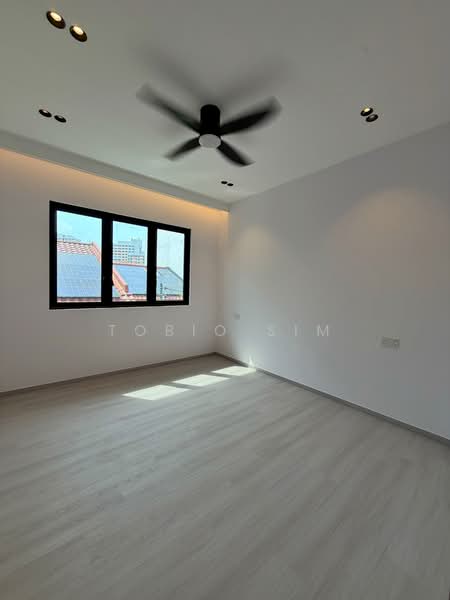 metropole drive, , 5 Bedrooms, 3,759 sqft, Terraced House For Sale, by Tobio Sim, 500216920 - PropertyGuru.com.sg