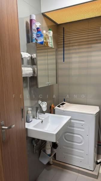 639A Tampines Street 62, 639A Tampines Street 62, Room Rental, 110 sqft, HDB Flat For Rent, by Felicia Ang, 500216921 - Bathroom - PropertyGuru.com.sg