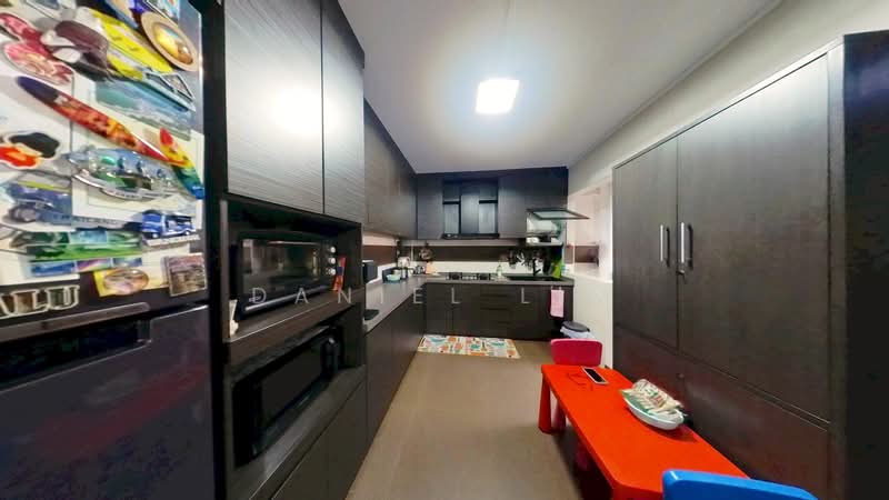 760 Woodlands Avenue 6, 760 Woodlands Avenue 6, 4 Bedrooms, 1,302 sqft, HDB Flat For Sale, by Daniel Lim, 500216928 - Kitchen - PropertyGuru.com.sg