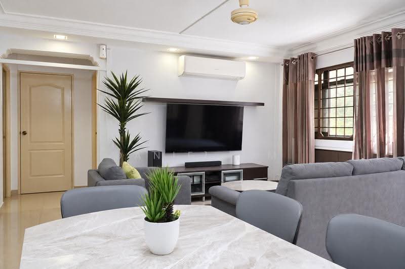 760 Woodlands Avenue 6, 760 Woodlands Avenue 6, Admiralty / Woodlands, 4 Bedrooms, 1,302 sqft, HDB Flat For Sale, by Daniel Lim, 500216928 - Living Room - PropertyGuru.com.sg