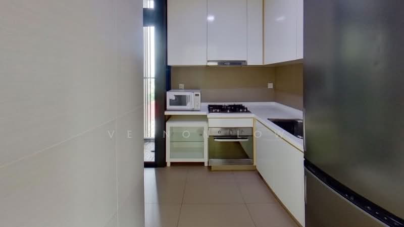 Domus, 8 Irrawaddy Road, 2 Bedrooms, 1,001 sqft, Condominium For Sale, by Vernon Low, 500216935 - Kitchenb - PropertyGuru.com.sg