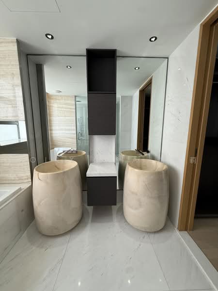 White House Residence, 67 Stevens Road, 4 Bedrooms, 3,864 sqft, Condominium For Rent, by Dolly Chia 谢梅莉, 500216936 - Bathroom - PropertyGuru.com.sg