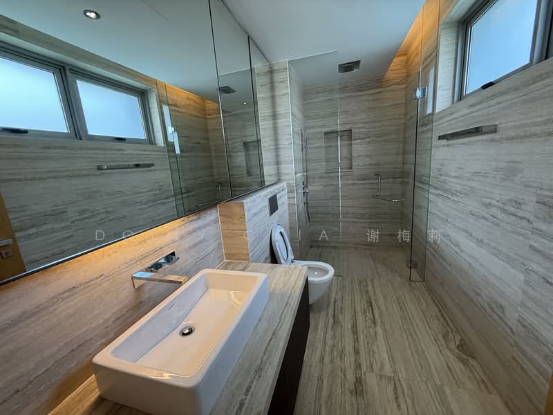 White House Residence, 67 Stevens Road, 4 Bedrooms, 3,864 sqft, Condominium For Rent, by Dolly Chia 谢梅莉, 500216936 - Bathroom - PropertyGuru.com.sg