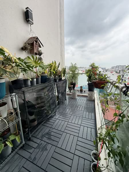 Bellezza @ Katong, 46 Ceylon Road, 2 Bedrooms, 1,345 sqft, Apartment For Sale, by Serene Soh, 500216966 - Balcony - PropertyGuru.com.sg