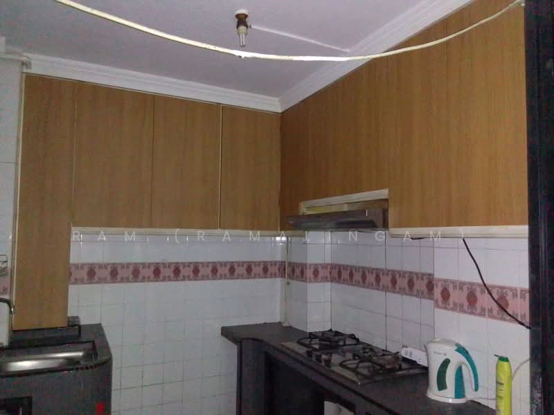 421 Choa Chu Kang Avenue 4, 421 Choa Chu Kang Avenue 4, 3 Bedrooms, 1,119 sqft, HDB Flat For Rent, by Ram (Ramalingam), 500216972 - Kitchen - PropertyGuru.com.sg