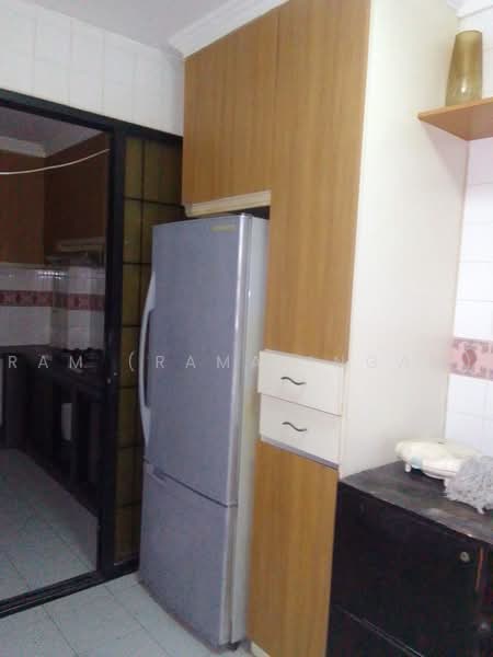 421 Choa Chu Kang Avenue 4, 421 Choa Chu Kang Avenue 4, 3 Bedrooms, 1,119 sqft, HDB Flat For Rent, by Ram (Ramalingam), 500216972 - Kitchen - PropertyGuru.com.sg