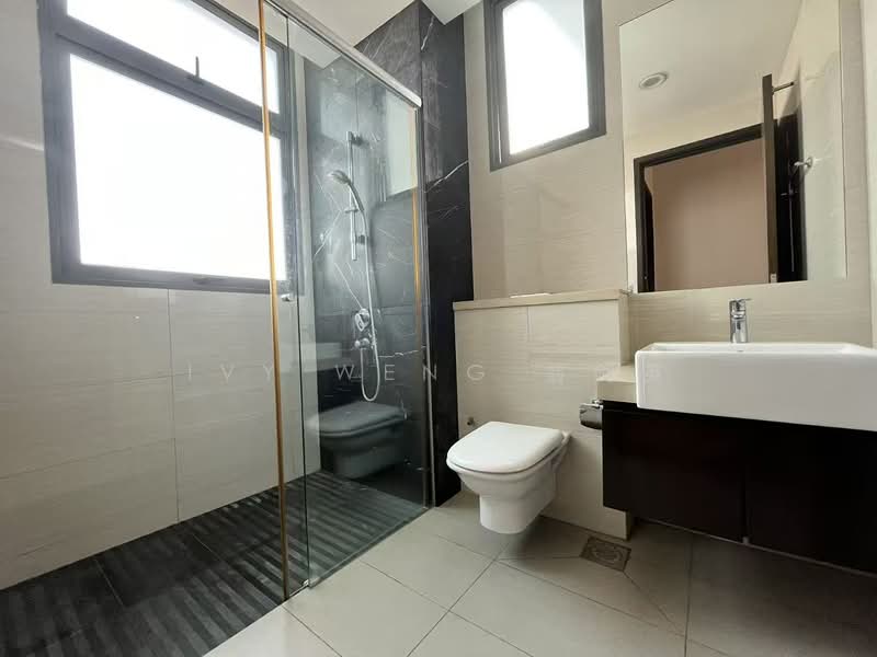 Meridian 38, 38 Lorong M Telok Kurau, 4 Bedrooms, 2,099 sqft, Apartment For Rent, by Ivy Weng 翁剑英, 500216976 - Bathroom - PropertyGuru.com.sg