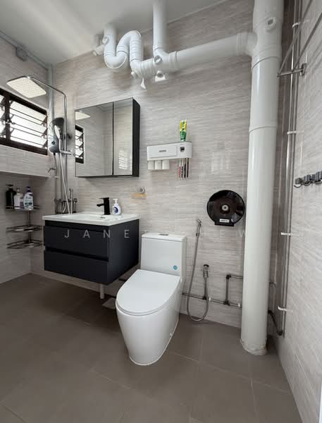 844 Woodlands Avenue 4, 844 Woodlands Avenue 4, 4 Bedrooms, 1,140 sqft, HDB Flat For Sale, by Janet Chew, 500216984 - Bathroom - PropertyGuru.com.sg