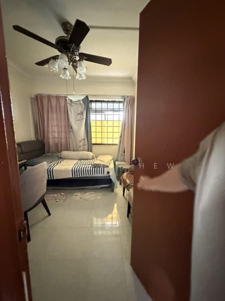 844 Woodlands Avenue 4, 844 Woodlands Avenue 4, 4 Bedrooms, 1,140 sqft, HDB Flat For Sale, by Janet Chew, 500216984 - Bedroom - PropertyGuru.com.sg