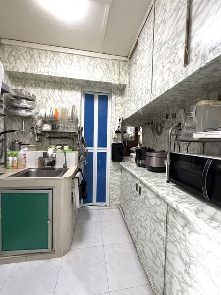 844 Woodlands Avenue 4, 844 Woodlands Avenue 4, 4 Bedrooms, 1,140 sqft, HDB Flat For Sale, by Janet Chew, 500216984 - Kitchen - PropertyGuru.com.sg
