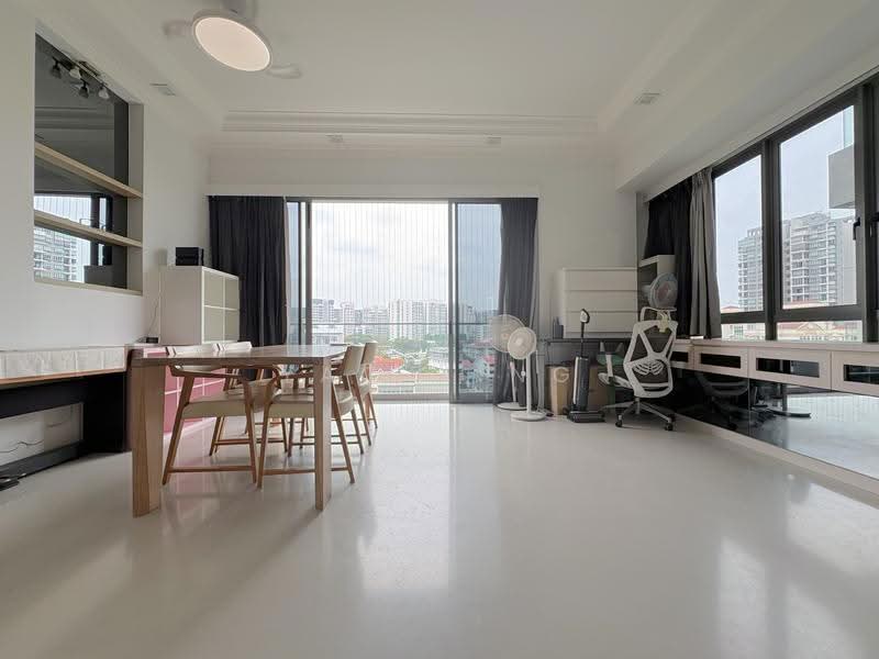 Riverside Melodies, 26A Saint Michael's Road, Balestier / Toa Payoh, 2 Bedrooms, 1,076 sqft, Apartment For Sale, by Yao Xing, 500216994 - Living Room - PropertyGuru.com.sg