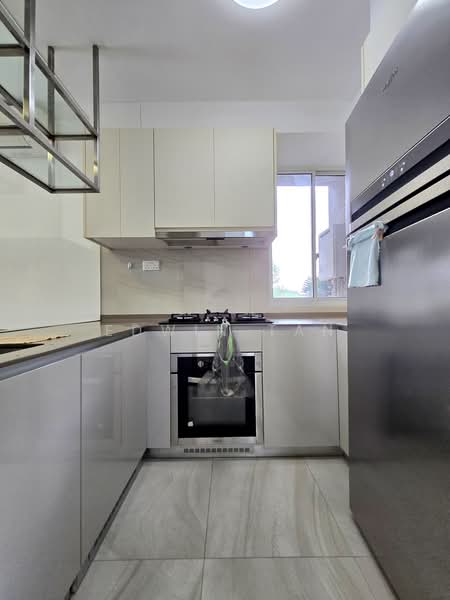 High Park Residences, 31 Fernvale Road, 3 Bedrooms, 893 sqft, Condominium For Sale, by Edwin Tan, 500217004 - Kitchen - PropertyGuru.com.sg