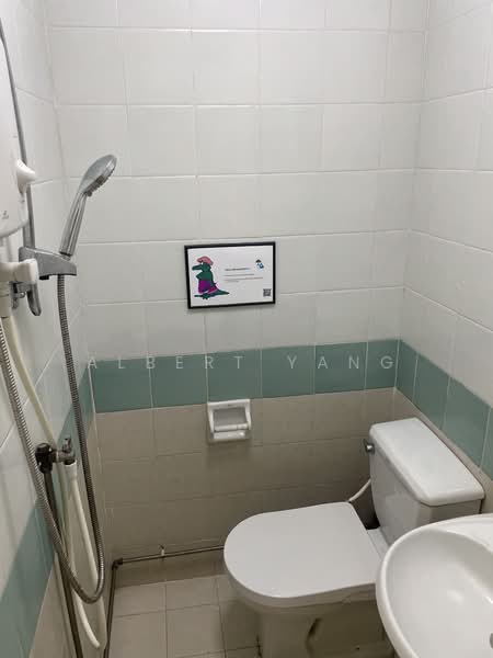 Azalea Park Condo, 2 Flora Road, Room Rental, 100 sqft, Condominium For Rent, by Albert Yang, 500217007 - Bathroom - PropertyGuru.com.sg