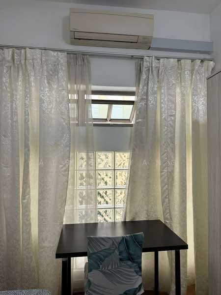 Azalea Park Condo, 2 Flora Road, Room Rental, 100 sqft, Condominium For Rent, by Albert Yang, 500217007 - Interior - PropertyGuru.com.sg