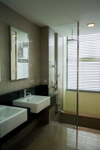 Resort-Style Semi-D! Bayshore Estate!, Jalan Remis / Sennett / Lucky, Bedok / Upper East Coast, 4 Bedrooms, 3,800 sqft, Semi-Detached House For Sale, by Ming !, 500217016 - Bathroom - PropertyGuru.com.sg