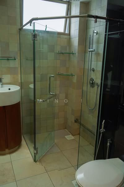 Resort-Style Semi-D! Bayshore Estate!, Jalan Remis / Sennett / Lucky, Bedok / Upper East Coast, 4 Bedrooms, 3,800 sqft, Semi-Detached House For Sale, by Ming !, 500217016 - Bathroom - PropertyGuru.com.sg
