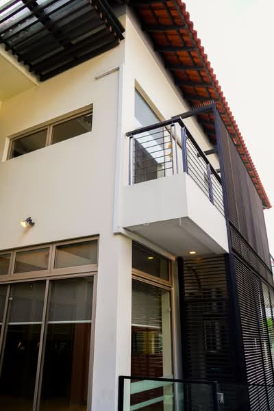 Resort-Style Semi-D! Bayshore Estate!, Jalan Remis / Sennett / Lucky, Bedok / Upper East Coast, 4 Bedrooms, 3,800 sqft, Semi-Detached House For Sale, by Ming !, 500217016 - Exterior - PropertyGuru.com.sg